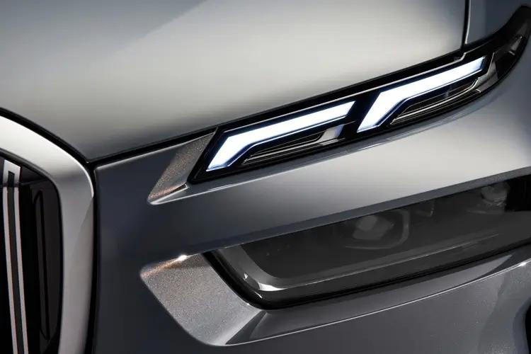 4050307 xDrive M60i 5dr Step Auto [6 Seat]