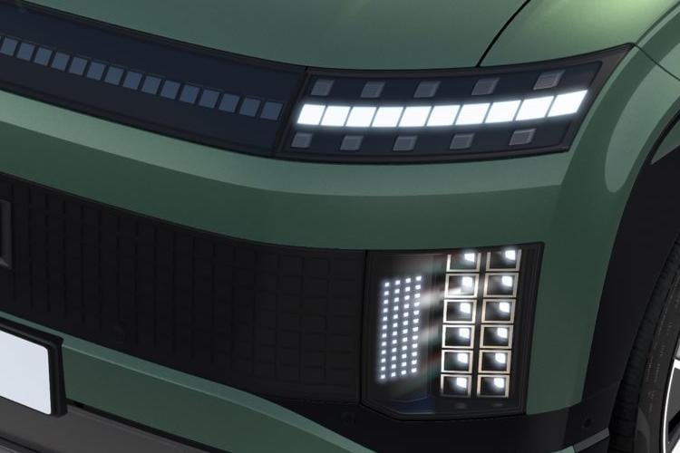 3971989 226kW Calligraphy 110kWh 5dr AWD Auto