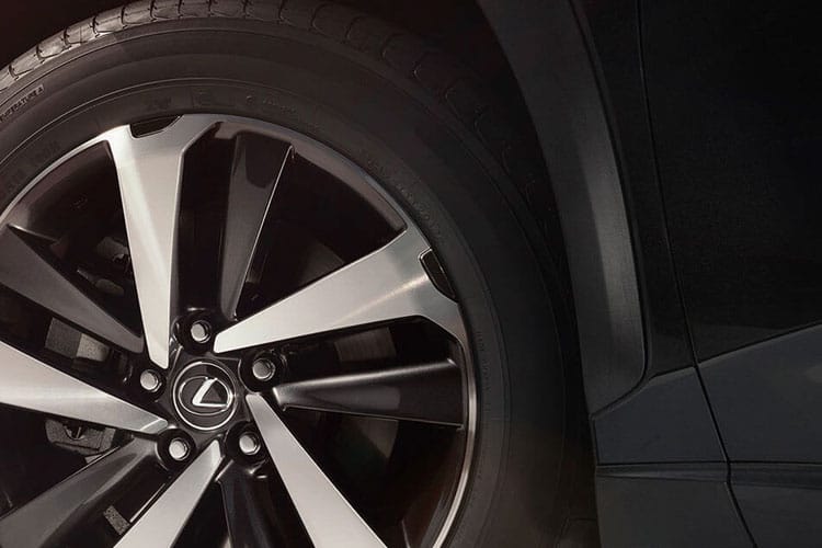 3958894 350h 197 Urban 5dr E-CVT