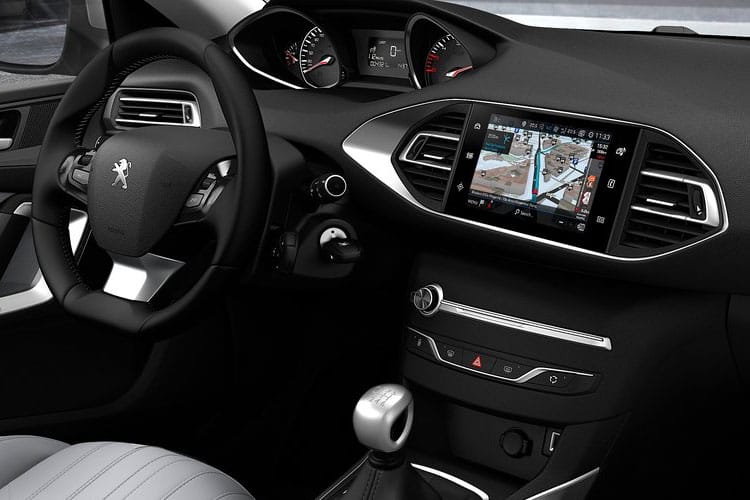 4050762 1.2 Hybrid 145 Allure 5dr e-DSC6