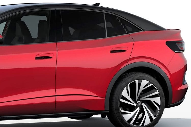 3959246 210kW Black Edition Pro 77kWh 5dr Auto