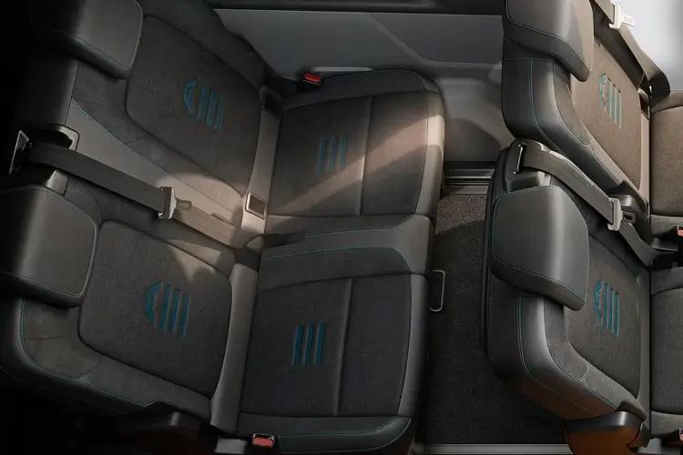 3741147 2.0 EcoBlue 150ps H1 Titanium X 8 seater