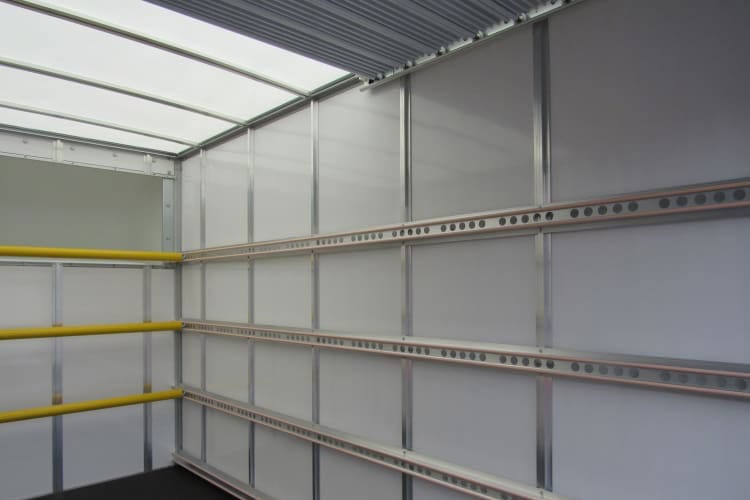 3813409 2.0 EcoBlue 130ps Leader Luton Van Auto 8Spd DAP